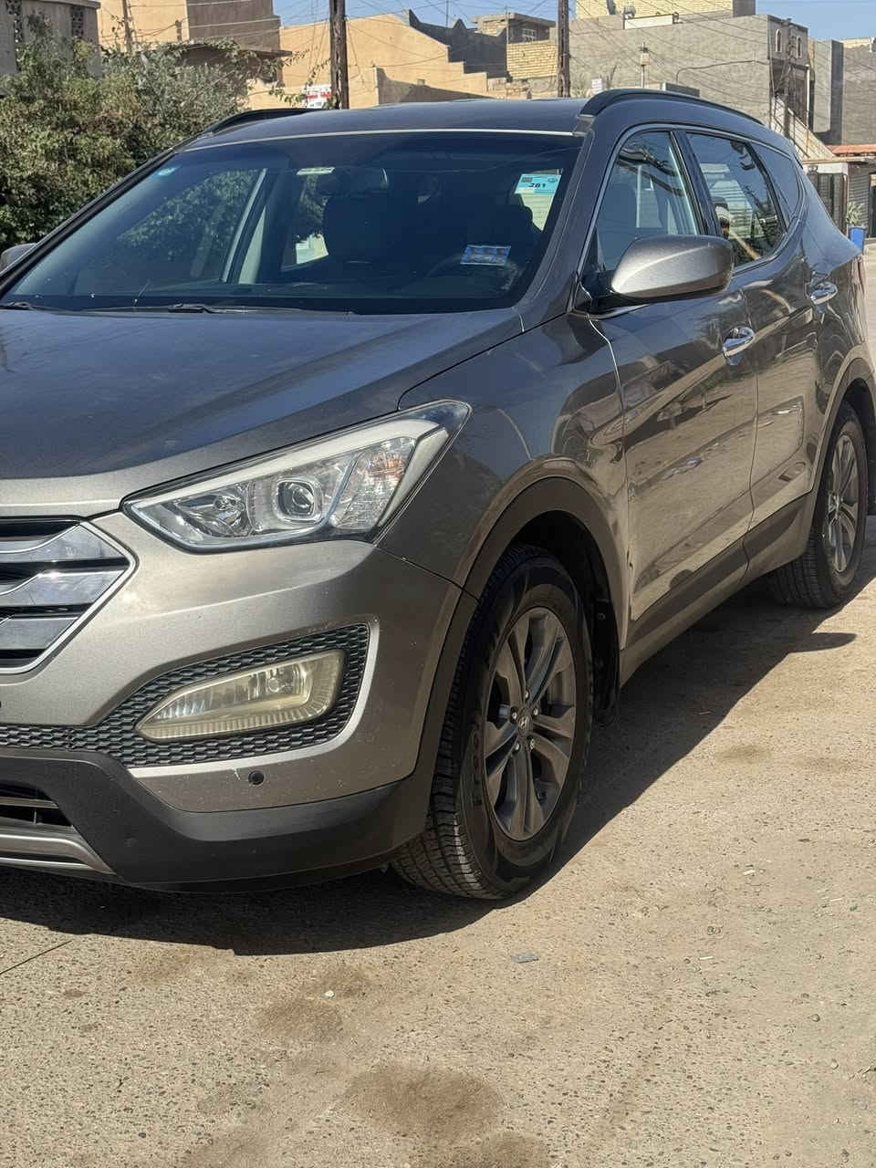 سنتافي 2015 وارد امريكي
كلش نظيفة
عداد الكيلو متر 55 حقيقي 
محرك 2.4 
كفاله كفاله كفاله المحرك والكير على وضع الشركه 
تخم تاير جديد 
تبريد 3 قطع  تجريش 
تحكم تبريد بيانو اوتو 
-تدفئة كشنات 
-تحكم جهتين ستيرن 
شاشه صغيره 
-كامره خلفيه 
-نضام ايكو 
السايد بريك قدم 

حادث قبق جنطه مبدل وجاملغ اماي عكس السايق راجع نفسه 
بدون دواخل 

صور الحادث مع الصور 
السعر>>> 135$
المكان: بغداد / البياع
للتواصل ***********
