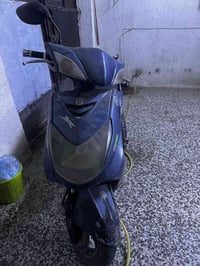 سكنس فحل كوري شغاله مكينه نضيفه ممفتوحه عله ايدي. السياره طك تايرها وت...