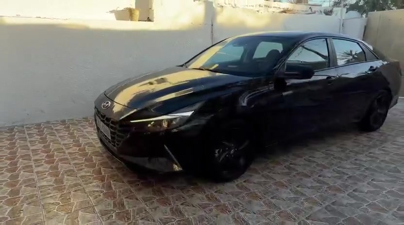 السلام عليكم لل بيع النترا موديل 2023 وراد امريكي رقم بغداد دولي بسمي محرك 2000 دوش فول مواصفات 1/1 عده الفتحه تبريد ثلج تخم تاير جديد صدر امامي خلفي جديد دوشمه كشنات جديده كاعيات جدد سيارا بيها قطعتين صبغ من امريكا فقط سيارا جديده بمعنى الكلمة ماشيه (52 كم) سعر 123 وبيها مجال العنوان ديالئ رقم الهاتف ***********

