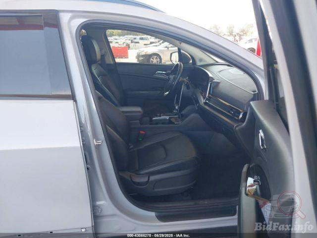 سلام عليكم 
2024 KIA SPORTAGE SX
ماشيه  23014m 
حالين السياره بألطريق بألبصره 
السعر 19500$
بعد اسبوع وتوصل  للاستفسار حيدر العبودي ***********
