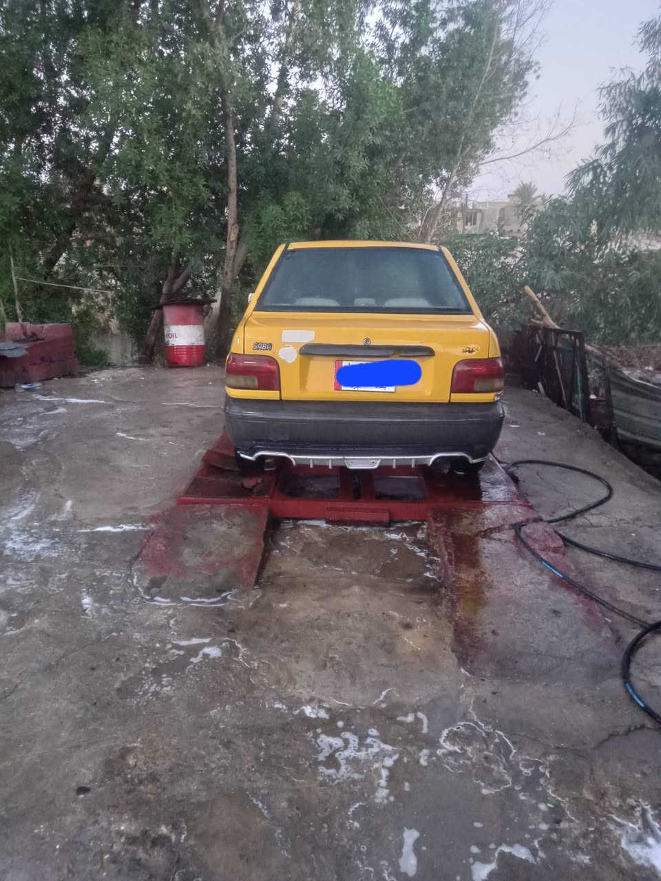 سايبه للبيع 
السلام عليكم سايبه ٢٠٠٩
سياره خير من الله راعيهه ما اندله ابيع كوم حديد 
السعر ١٠ ورقات قفل 
الاتصال على الرقم 
***********
