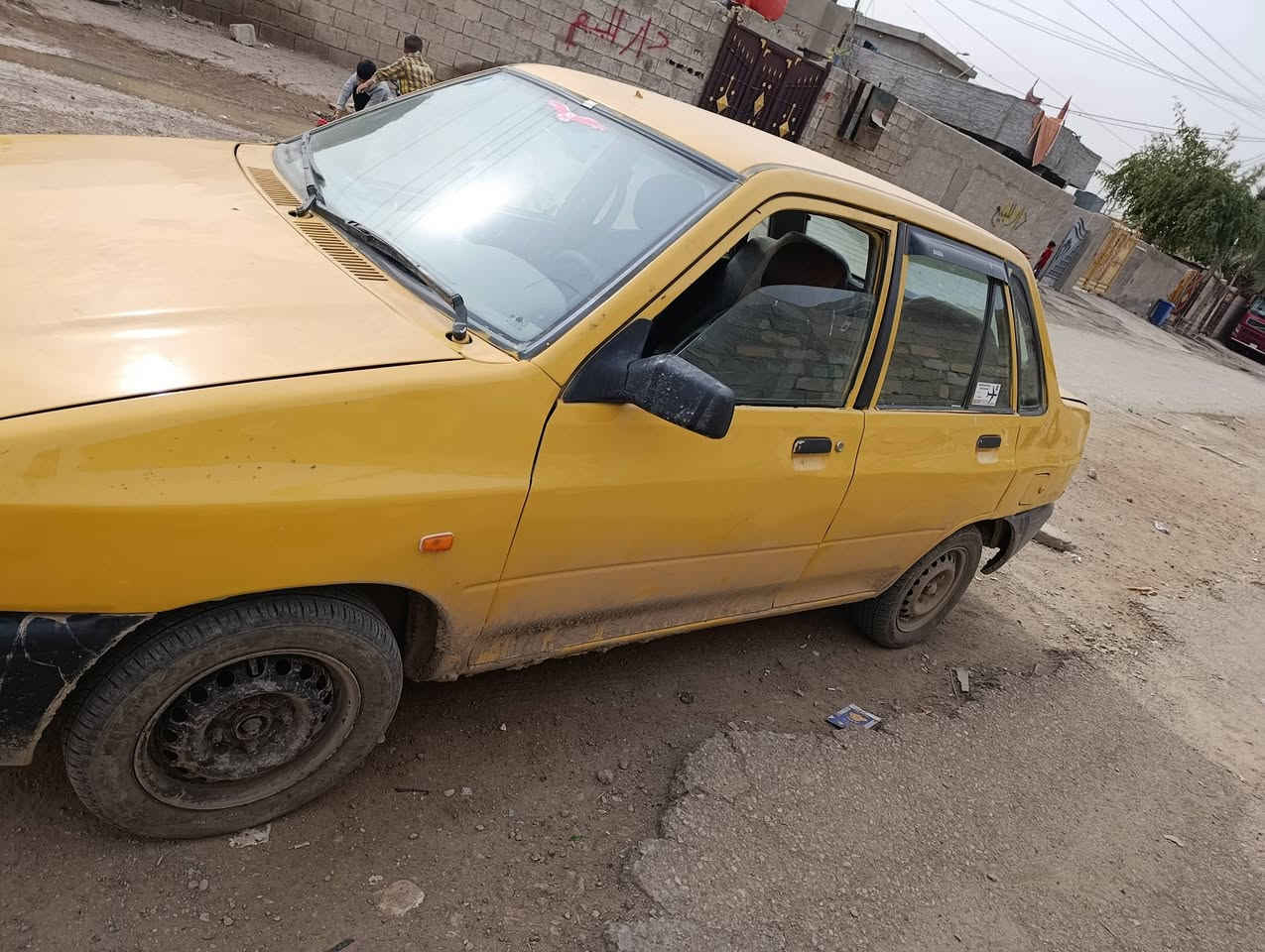 سلام عليكم سابه 11لبيع مصفره هيه وعرمات مكرك وكير مكفول مصبوقه سعر 19 رعيه ريد تحويل عنوان بغداد جسر ديالى ***********
