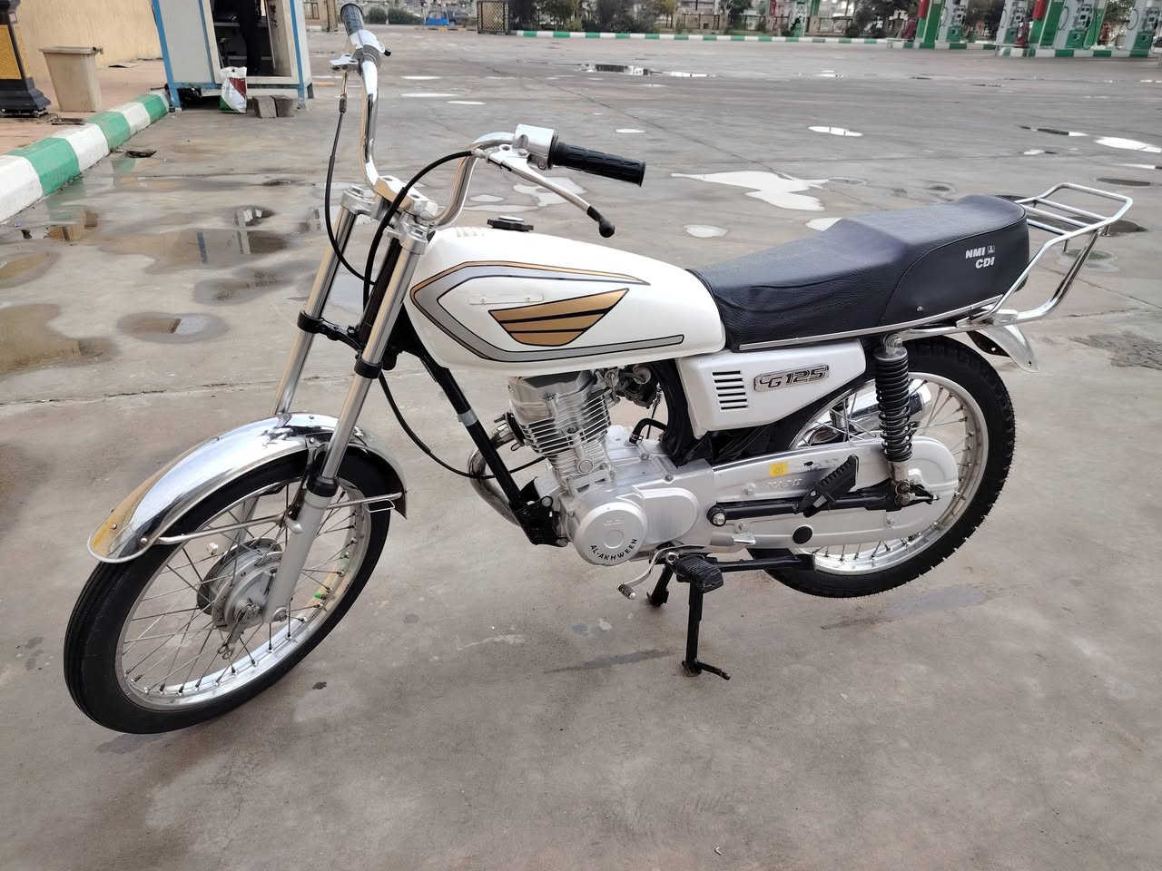 سلام عليكم دراجه محرك رابيدو دراجه بدون أوراق سعر ٥٥٠
للاستفسار ***********
