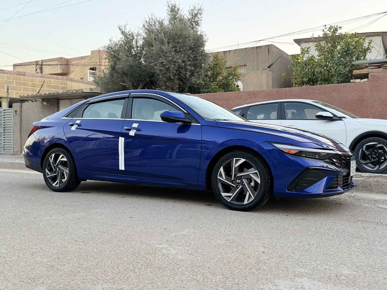 السلام عليكم النترا 2025 ليمتد فول مواصفات حادث موضح بلصور فقط بارد بدون صبغ بدون دواخل محرك 2000 دوش فتحه سقف بصمه وتشغيل عن بعد رادارات لد امامي ولد خلفي أشاره بلمري شاشه متصله ديجتال لد بلدشبول متغير اللون داخل جلد ابيض وكرسي كهرباء قياده ذاتيه وتحكم ستيرن فول سفايف نيكل وبعد بيه هواي موصفات ماشيه 6 كليو مو ميل السعر 190 بي مجال بسيط غير متواجد بلفيس الشراي يتصل مكاني الزعفرانيه رقمي ***********
