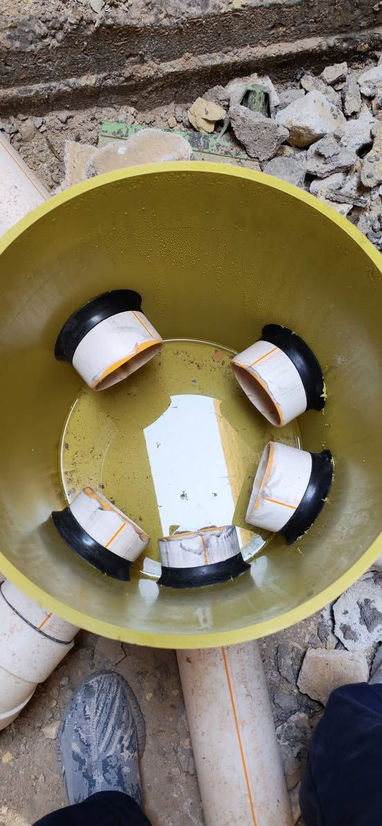 هذا شغلي الديوانيه ***********.  *********** واثق ابو احمد
