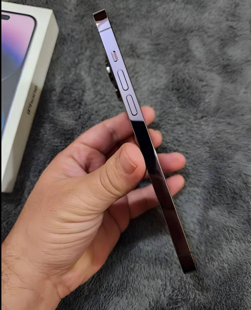 ايفوان 14 برو ماكس
ذاكره 256 

ماستر شرق اوسط 

نموذج M 

بطاريه 100 

كلشي شغال نضيف 

فقط مبدل شاشه و بطاريه اصليات من الإمارات 

بيع او مراوس 

مكان نجف 

متواجد واتساب / مازنجر 
***********
