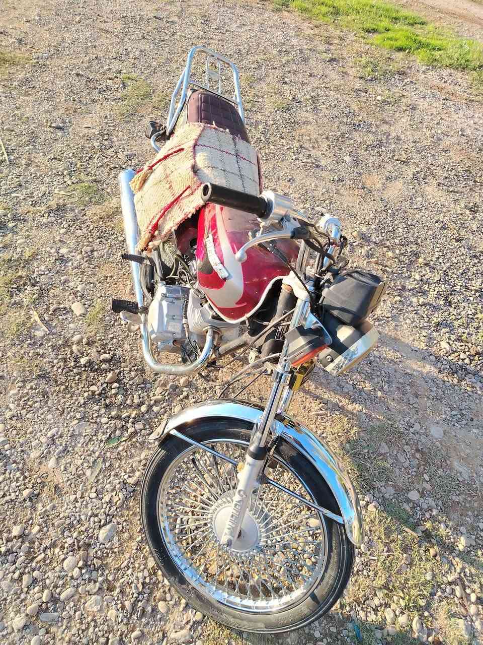 سلام عليكم
دراجة للبيع تايگر موديل 21

المكان ديالى ناحية كنعان 

للستفسار خاص او اتصال 

***********

السعر 425وبيهة مجال
