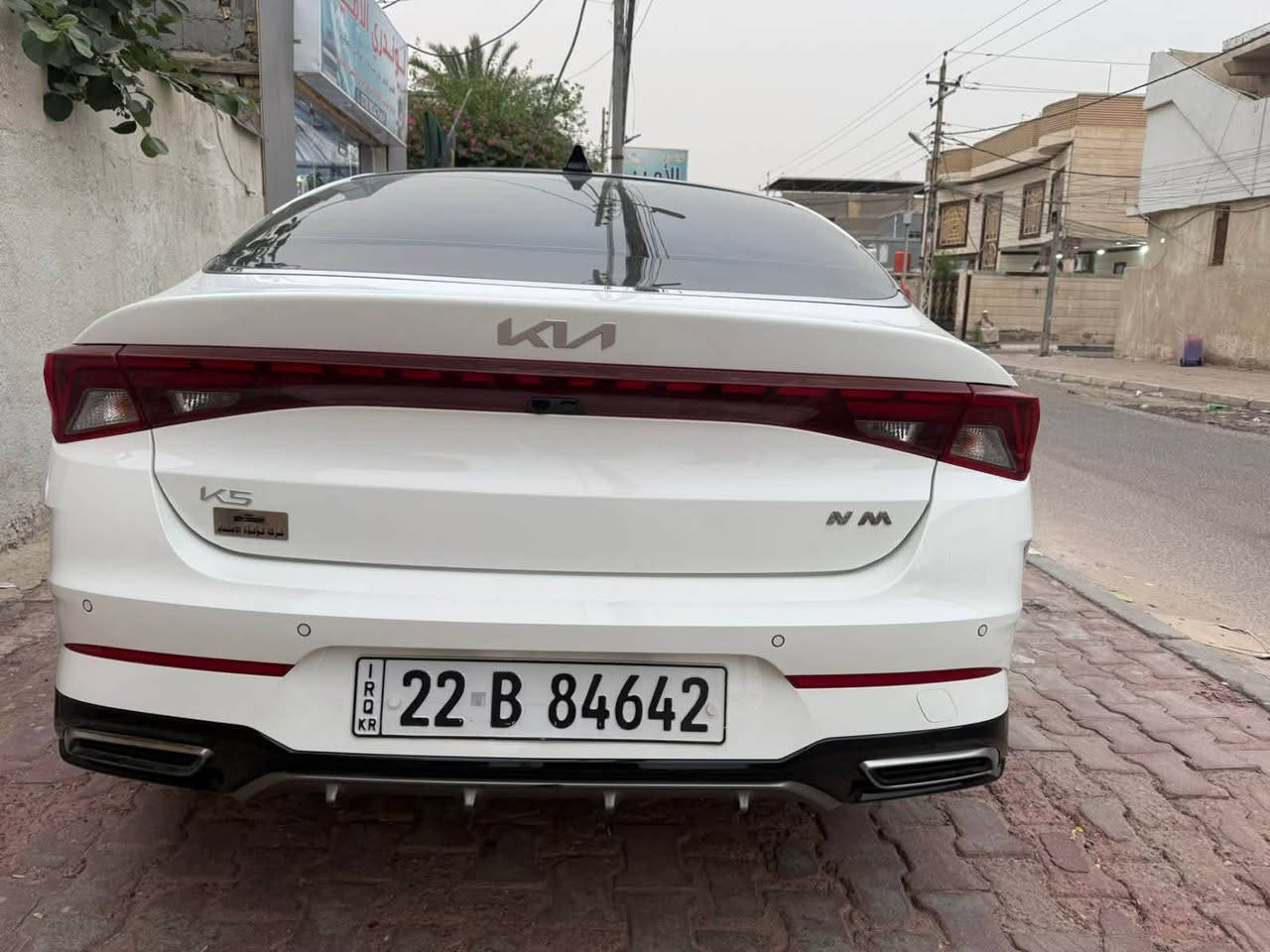 السلام عليكم 
K5 
موديل 2023
4 كامرات
داتاشو
كراسي جلد
كراسي الاًماميه تدفئه وتبريد
كرسي سائق خزن ميموري
العدادات دجتل
سايد بريك دكمه
لايت الاًمامي 4 عدسات
لد امامي وخلفي
حساسات اماميه وخلفيه
ترحيب عند الاقتراب
مري قلابه عند البك
وبعد بيها مواصفات خير من الله 
محرك سياره 2500 تنفس طبيعي 
سياره ماشيه 86 
سياره بيها طخه بالباب خلف سائق وباقي ع طخه مالته مامسويها غير هاذ شي سياره مكفوله كفاله عامه 
مكان السياره البصرة
السعر سياره ب210 وبيها مجال 
رقم التلفون ***********
