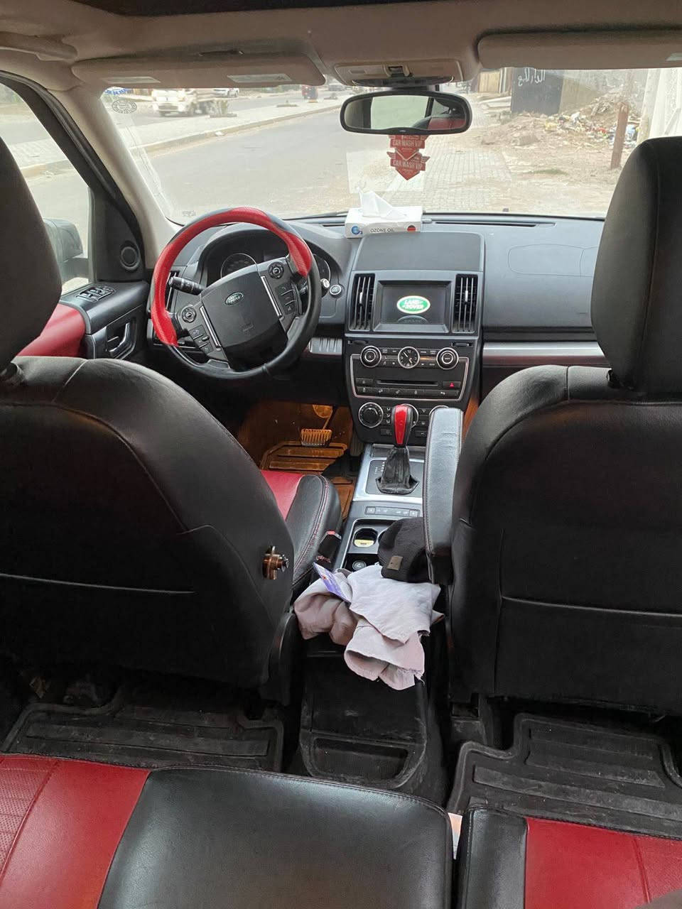 لاند روفر موديل 14 شركة سردار مواصفات LR 2 محرك أربعة اسلندر مكفولة رقم أربيل سنويه 29 هزة جديده مري شفط فتحتين بلسقف تبريد وتدفئة فول بصمة تشغيل هندبريك بصمة سعره 115وبيه مجال للتواصل على الخاص *********** بغداد, العراق
