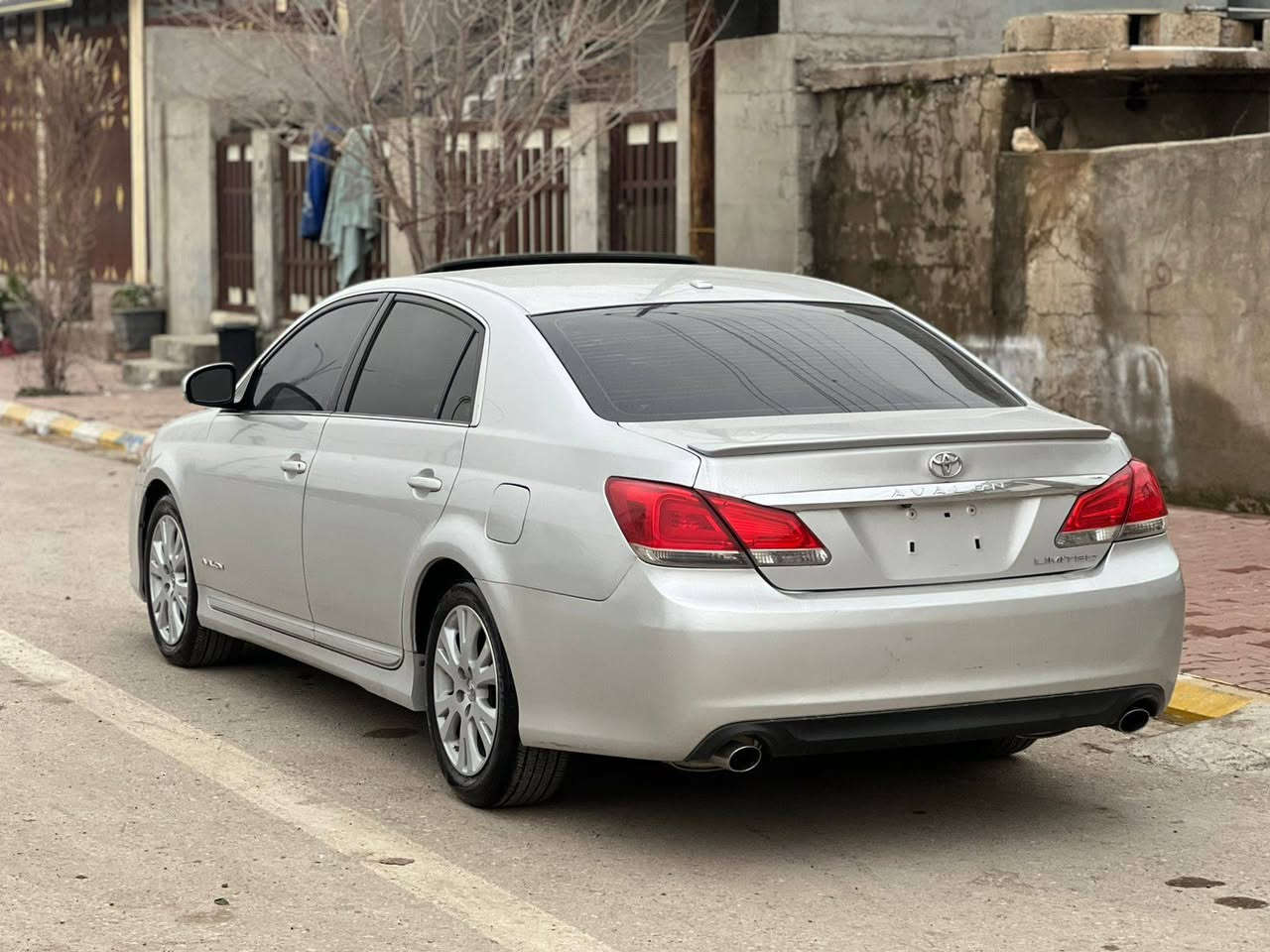 تۆیۆتا ئەڤەلۆن 2012 بێ ڕەقەمە ساغ 
 سەیارەکە مانگی  4 ئەمریکیە
 دوپارچەی لەسەر ساخی بۆیاخە پەڵەیە pdrهەیە 
سویچو سڵایت کوشن جلدە
کوشنەکانی دڕاوی نییە سەوتی دیجیتاڵی نییە 
گرمەی مەکینەی نییە
 بەشەرتی هەزار فیتەر

سعر : لە کۆمێنت داوای بکە ڕاستەوخۆ بۆت ھەموویان 

 سەیارەکە زۆر لۆکە ساردی نییە 
شوختی نییە 121هەزار ڕۆشتوە
یەک دینار مەسرەفی نیە کامل جایز کراوە
بێ ناوگرتن بێ ئێرباگ ئەوەش بکە ناوی

ژمارەی خاوەنەکەی 
***********
