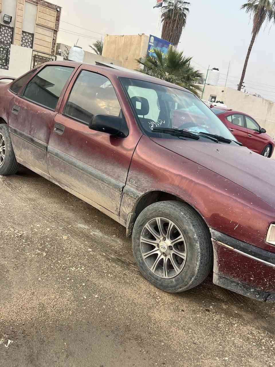 سلام عليكم أوبل للبيع موديل ١٩٩٢سياره بباديه ما مصبوغه بس بيها جرد دوسات مصلحات محرك ١٨٠٠سنويه ما ساقطه سعر ٣٠وبيها مجال رقم الهاتف ***********مكان سياره بابل مسيب
