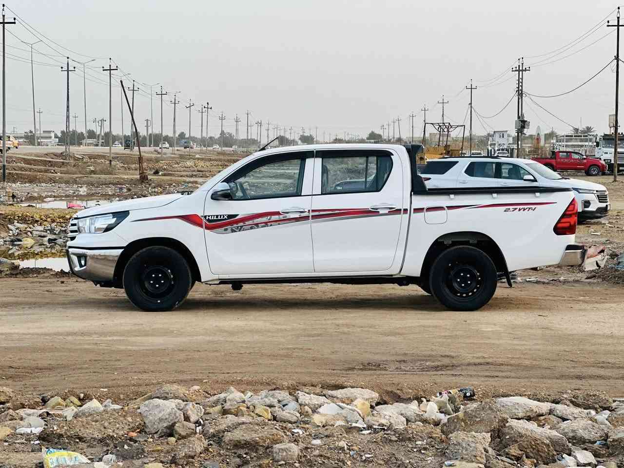 تويوتا 2025ساز رقم واسط بسم المشتري مباشر ماشيه 50الف كفاله عامه السياره سعرها 252وبيها مجال بسيط لشراي مكاني ناصريه قلعه سكر ‭٠٧٨٣ ٤٩٦ ٧٧٠٣‬
