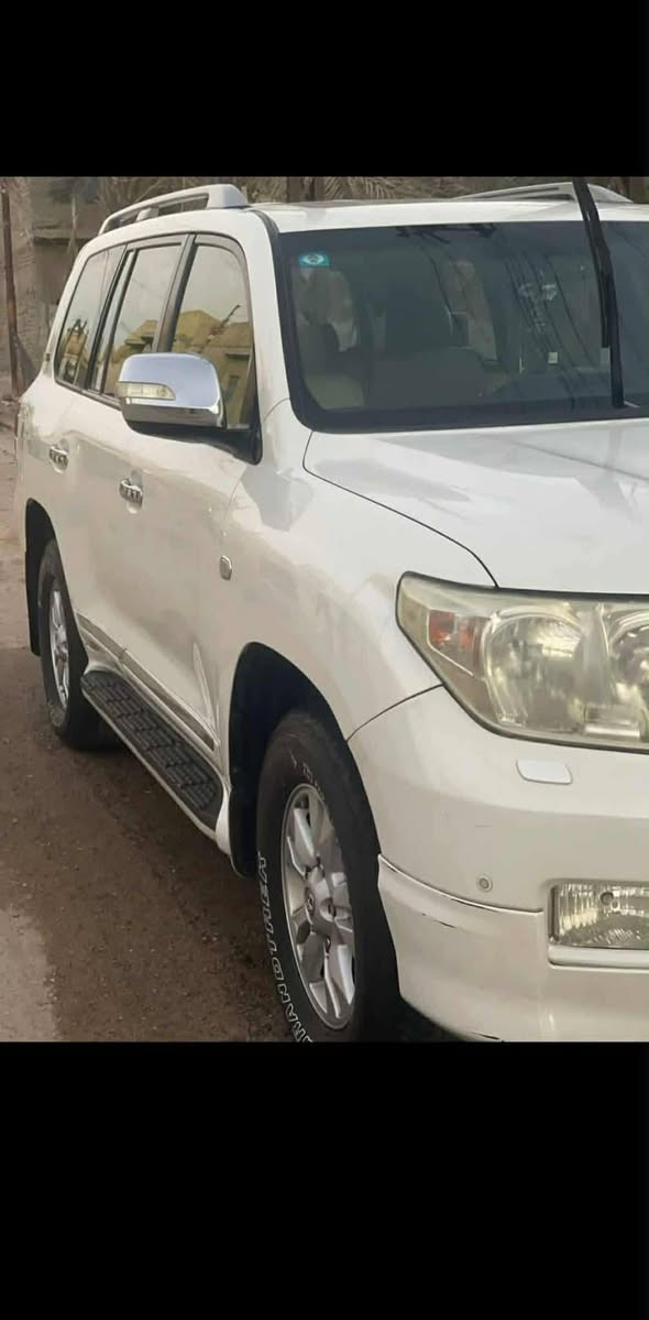 للبيع لاندكروز 11 ستينيه للستفسار اكثر الاتصال عل رقم *********** بي واتساب
