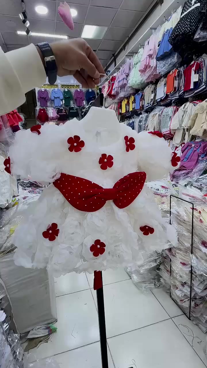 فستان بيبي أنتيكا قياس من 6-24 شهر موديل حصريا


**إذا كنت صاحب هذا الإعلان وتريد حذفه لأي سبب، رجاءا أرسل رسالة إلى الدعم الفني**