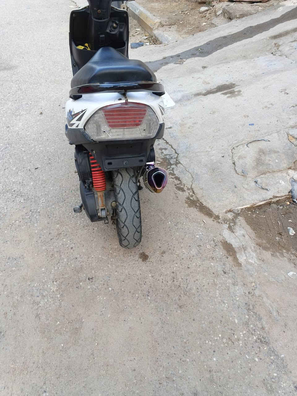 دراجة ماكس عدله البيع
مفتوحه 50 دراجة خير من الله شلعه ومعدل وناعمه 
صالنصه رياضي
دبلات تزويد 
وبيها تزويد خير من الله 
السعر 550 وبيها مجال قليل 
***********
مكلف بل النشر
