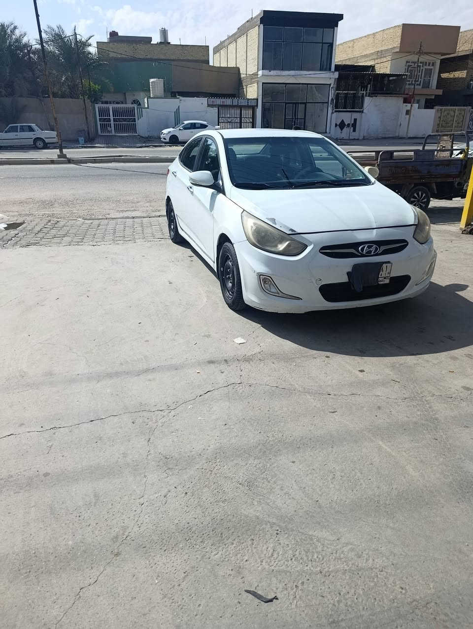 السلام عليكم ،،،اكسنت موديل 12 رقم نجف مشروع وطني مكينه 1600تبريدثلج كهربائيات كلها شغاله تخم تايربيها صبغ قليل كفاله من الضربه ،،،،،،مراوس بسياره عائليه سبعه راكب (علمآ مالك السياره متوفي)***********,,,,النجف ،،،،الكوفه
