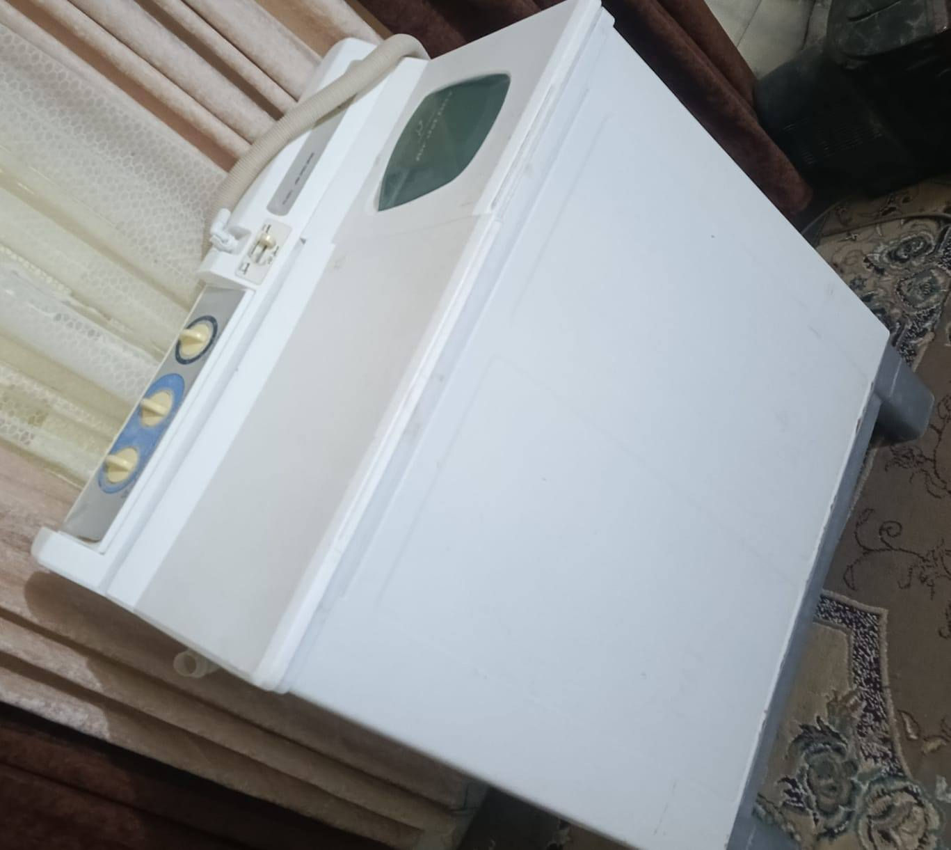 سلام عليكم غراض للبيع شراي يتصل على هذا رقم ***********
