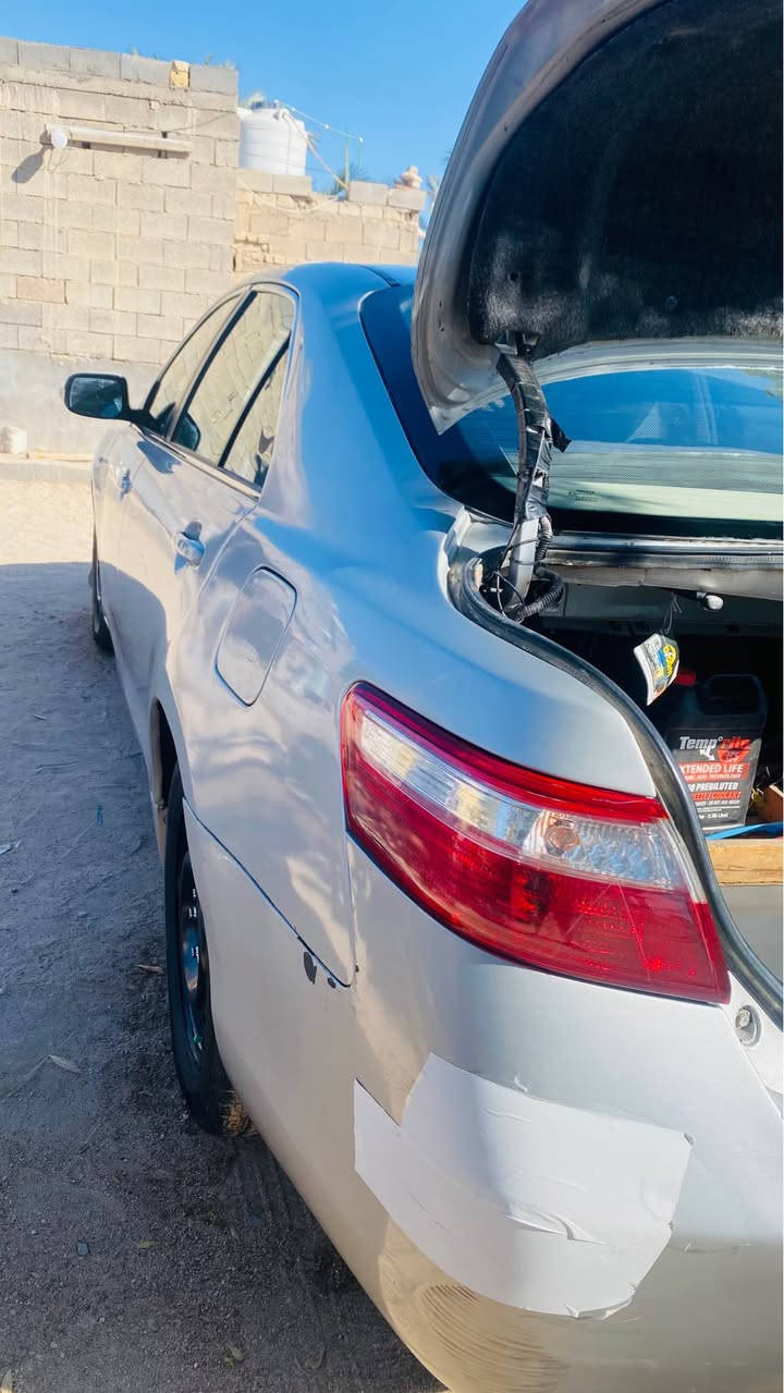 السلام عليكم كامري ٢٠٠٧خليجي. مصبوغه عام  وبيه ضربة بسيطة جمالق الخلفي جهدت سايق مكاني البصرة كرمة علي  ‭٠٧٧٤ ٨١٧ ٢٤٠٢‬ السعر ٨٤ البصرة, العراق
