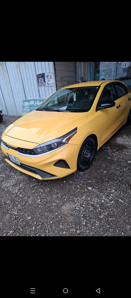 سلام عليكم فورتي للبيع موديل 23 وارد امريكي حادثهه دعاميه خلفيه سياره ليبل واحد مكان اسياره بغداد الامين الثانيه *********** سعر 170 وبيهه مجال
