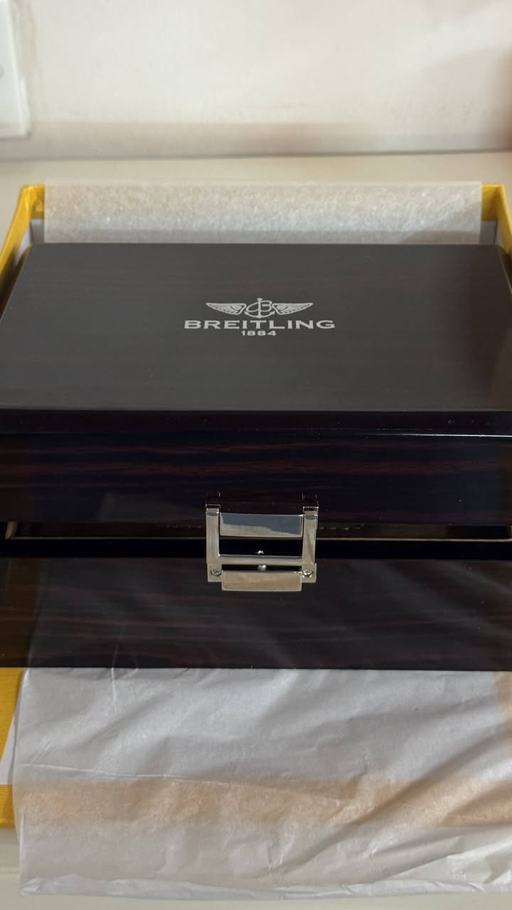 ساعة ماركة breitling كلاسيكية أصلي مع بوكس صاجي السعر 55 ويا التوصيل السعر قفل


**إذا كنت صاحب هذا الإعلان وتريد حذفه لأي سبب، رجاءا أرسل رسالة إلى الدعم الفني**