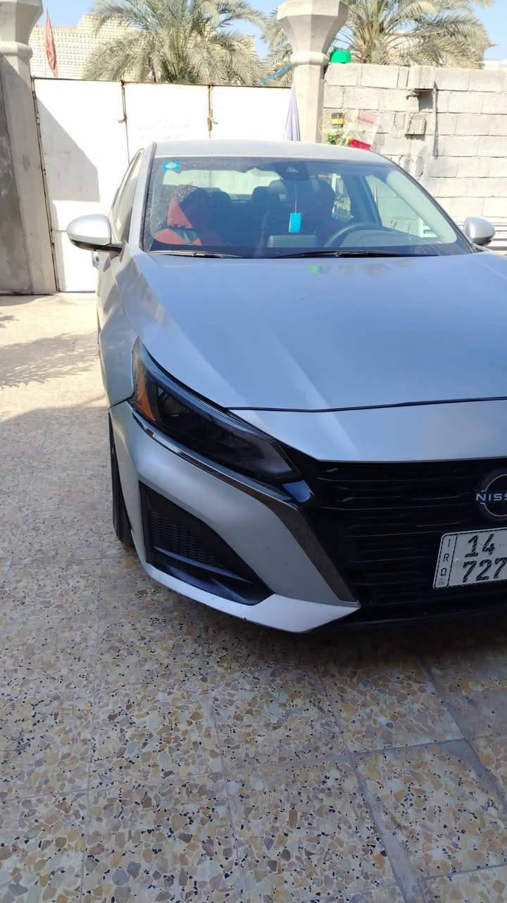 مكلف بلنشر الاتصال على صاحب الرقم السلام عليكم  نيسان التيما ٢٠٢٣ رقم بصره بسمي حره دخول جديد رادار  امامي خلفي تحكم سرعه كشن كهربائي لون سلفر َ وارد أمريكي حادث راس المدكر الأيمن شخط بلباب الأول والثاني معمر بدون تبديل ماشيه ٦٠ الف السياره جديده  السعر ١٥٠ ورقه وبيهه مجال المكان البصره الزبير المربد  تلفون ***********
