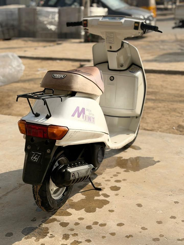 سلام عليكم دراجه منت للبيع مديل 1987دراجه بحالت وكاله مكفوله ونضافه 100:/100مكان بغداد مدينه صدر الورفلي رقم ***********
