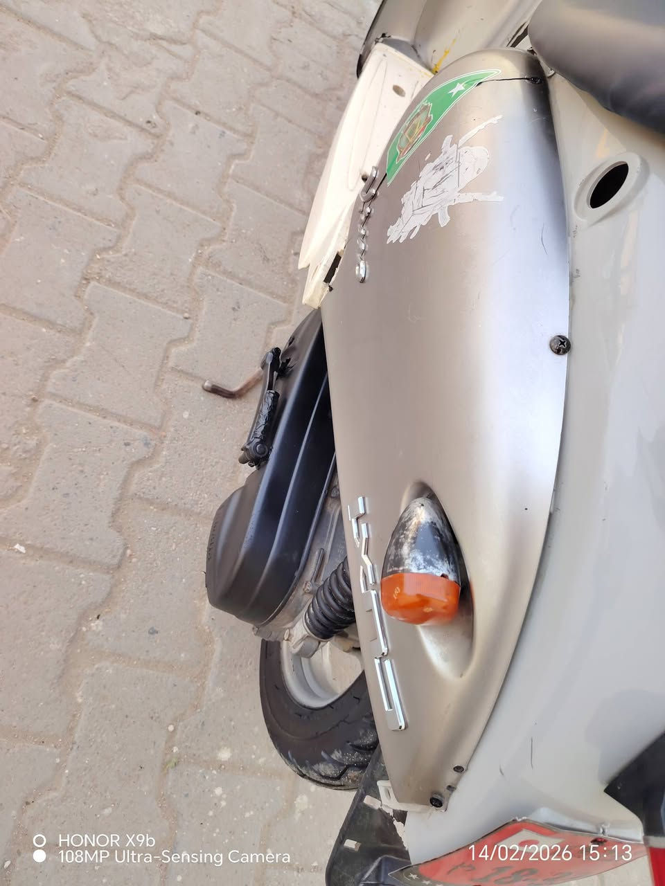 دراجه كلاسك احلى من الصور لايتات اشاير شلعه نعومه كامله سعرهه 275 بيه مجال     ***********1
