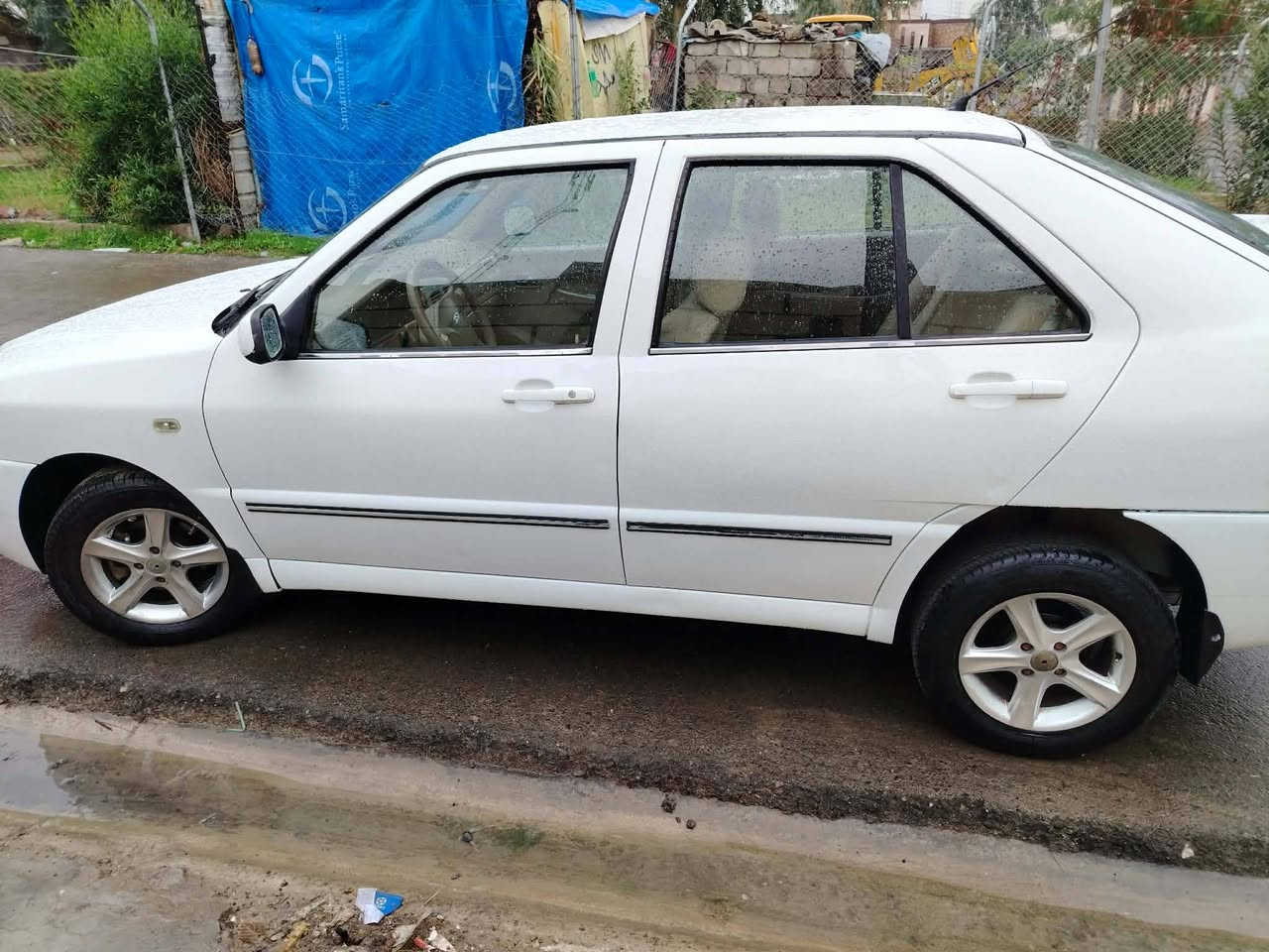 السلام عليكم
كوين 2013
كير محرك شرط شركه 
بدون صبغ دعاميه خلفيه فقط
ماشيه 84 الف
تدفئه وتبريد شرط
سياره خام
شرط التحويل
نقد فقط 55
الاتصال
مكان السيارة موصل 
***********
