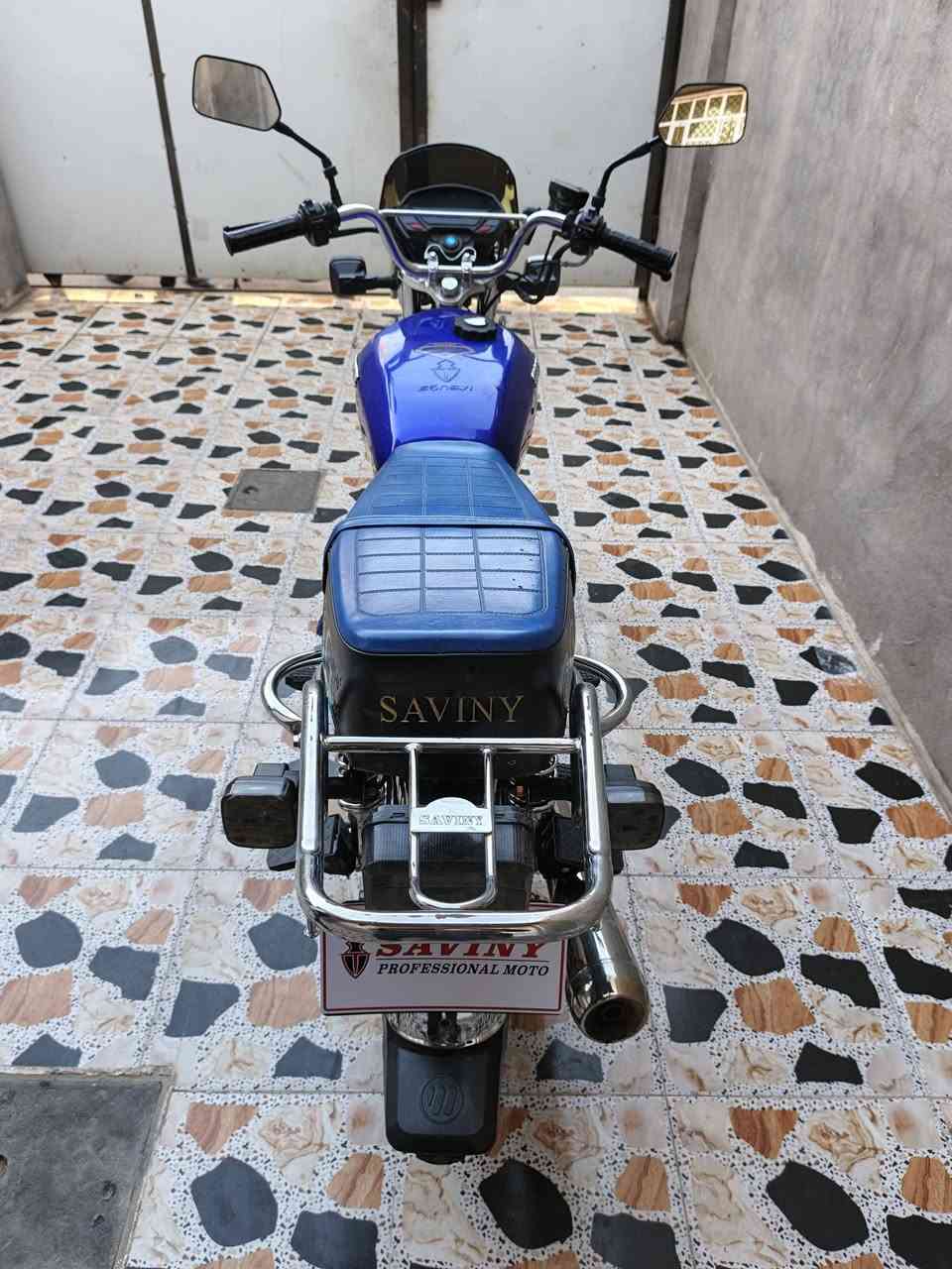 دراجه نضيفه كلش موديل 24 ورقه منفيس وياهة بصمه وياهة مابيهة اي شي السعر 775 وبي مجال قليل كلش مكاني الرمادي التأميم رقمي ***********
