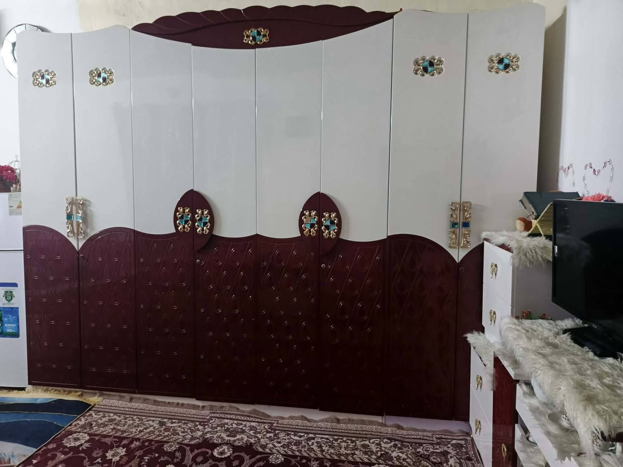 غرفه نوم نظافه فول بعده جديده كلش المكان الديوانيه المركز المدينة 450 او بيهه مجال   ***********.)   ***********)

