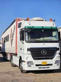 مرسيدس اكتروز • تريله جادر شمتز • مبردة ثلاجة