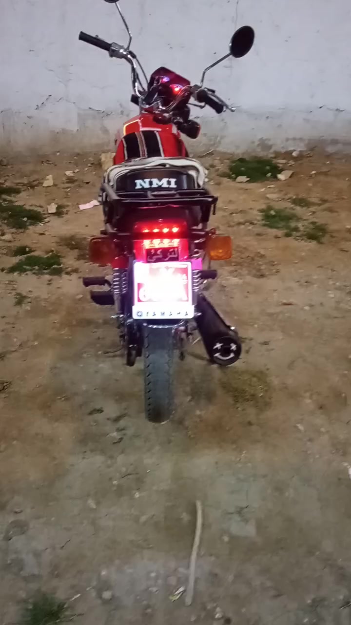 سلام عليكم شباب دراجه للبيع اوراق سكنر دراجه 2025 بشهر 11دراجه غراض صلي  المكان   المتحتيه السعر 650 وبيهه مجال الرقم ***********
