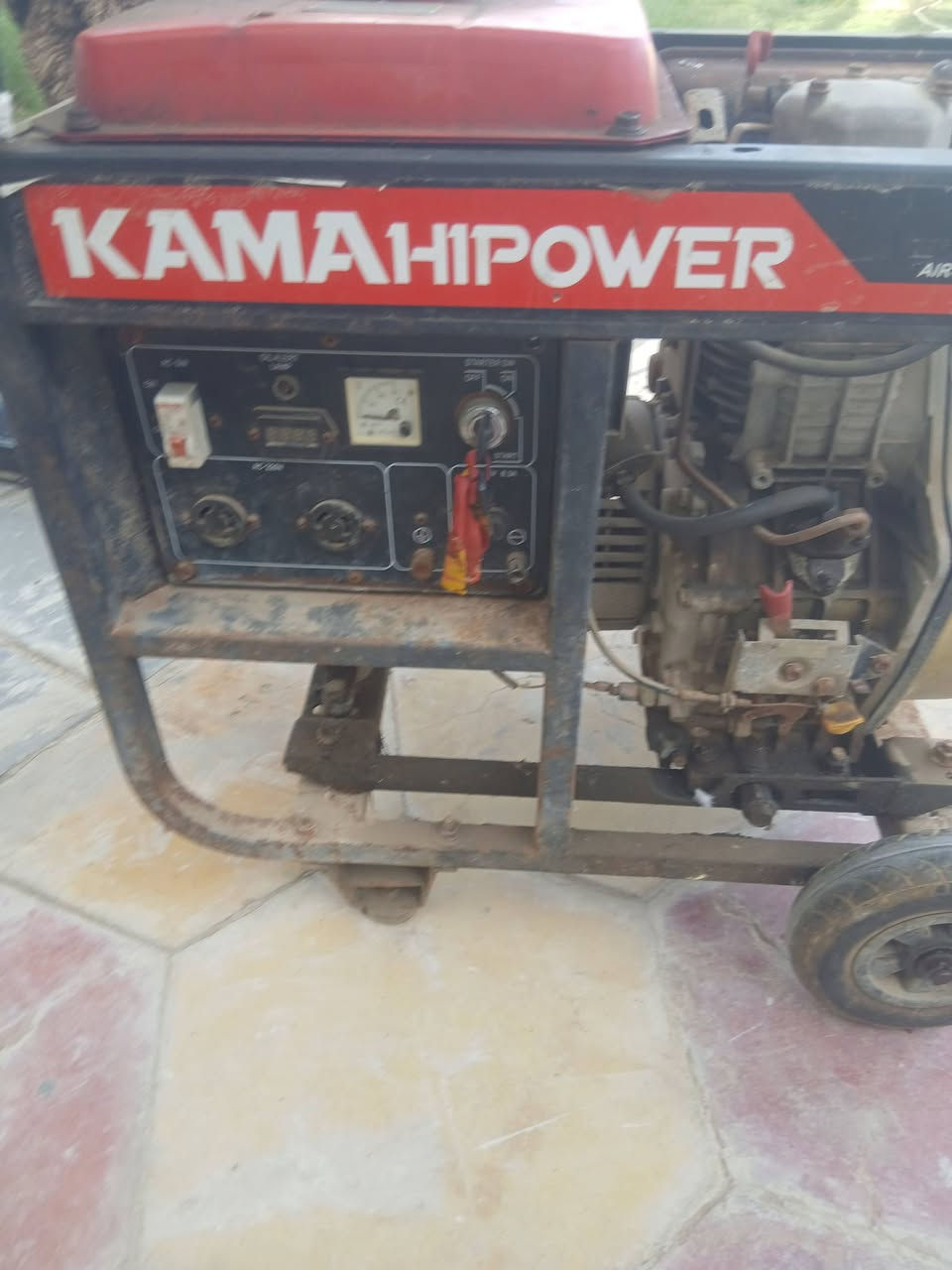 سلام عليكم  مولده كامه لبيع نضيفه ماتعبانه شرط تفحص وتاخذ مكان السماوه المجد السعر 650  لتصال ***********
