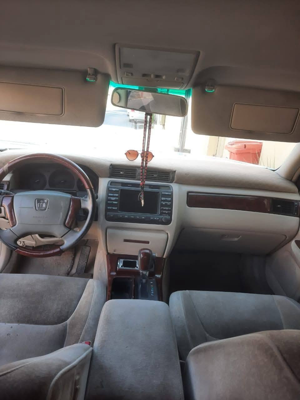 السلام عليكم ملكه دكمتين ديفور الصغير رقم صلاح الدين صدامي موكل الحاسبات محدثه السياره كصتين بيهه وكاله يعني تكدر تروج معامله السعر 55وبيهه مجال مكان السياره النجف مامتواجد على الفيس رقم الموبايل ***********
