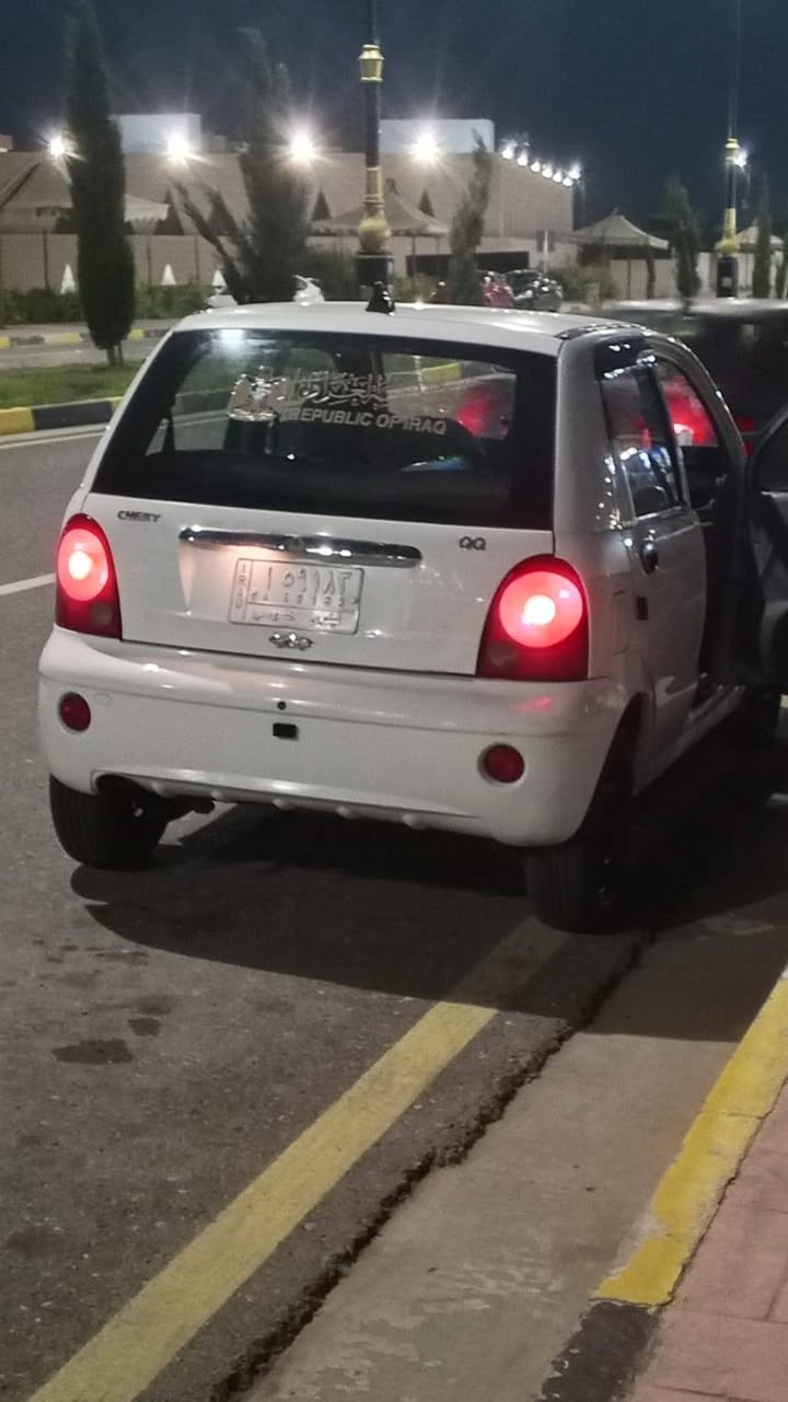 بيع مستعجل 33 ورقةفوول نضافة السيارة شرط كير ومحرك
بيها قطعتين صبغ فقط 
السيارة مال بيت حتى قفل مركزي مسويلها وداخلها كلو جديد نضيف شرط السيارة


**إذا كنت صاحب هذا الإعلان وتريد حذفه لأي سبب، رجاءا أرسل رسالة إلى الدعم الفني**