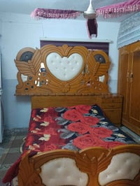 تخت • خشب عراقي • حي الانتصار