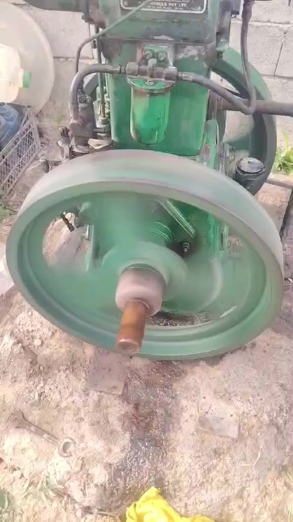 السلام عليكم ورحمة الله وبركاته للبيع مولد لستر نضيف ماشاء الله مابي أي عيب مكفول ما مفتوح بي لو برغي المولد كدامك شوفة بل صور وهذا رقمي ‏‪***********‬‏ مكاني محافظة صلاح الدين الضلوعيه الحردانية
