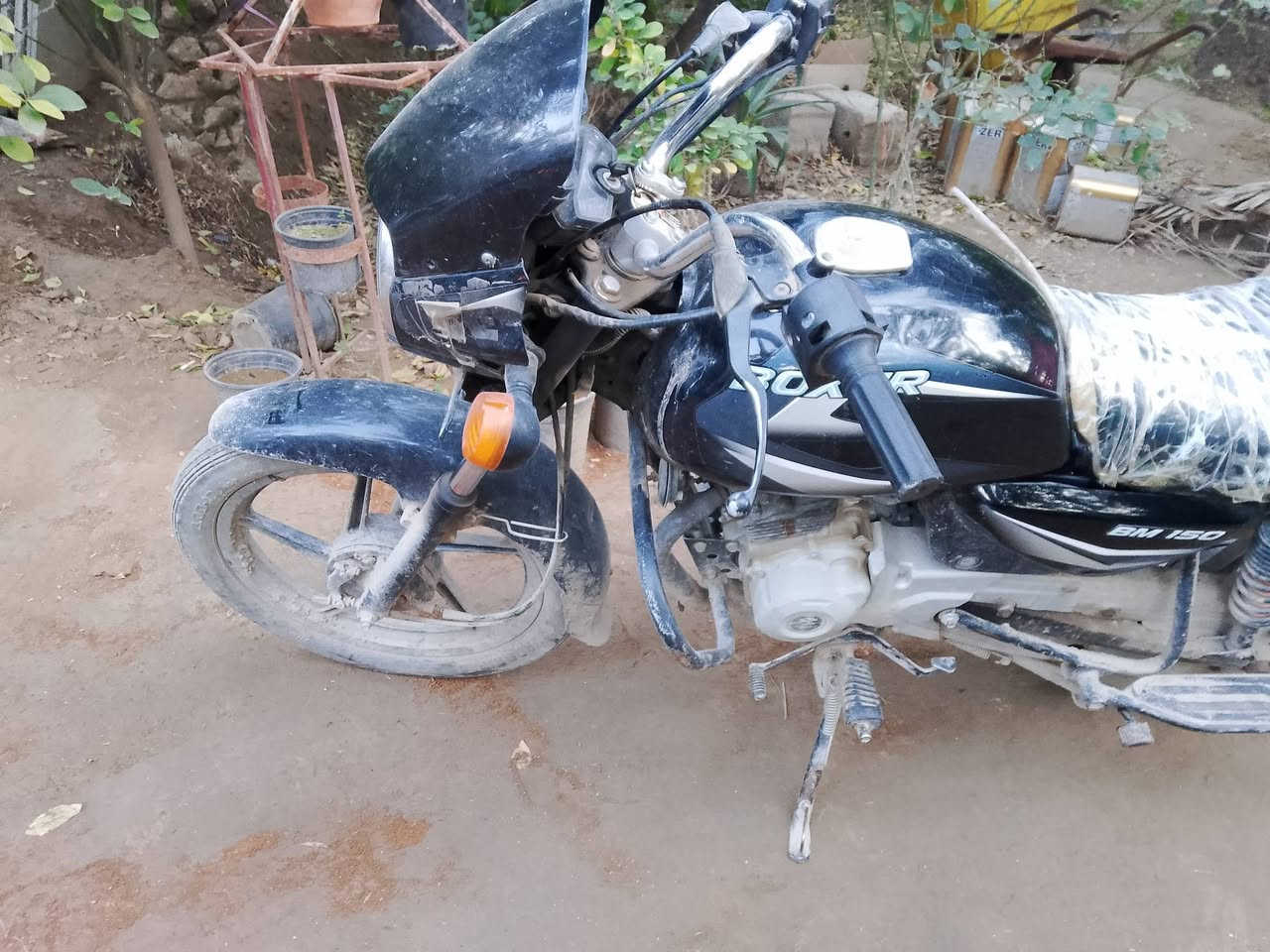 السلام عليكم دراجة بوكسر موديل 20للبيع السعر 850وبيها مجال اوراق اصولي الاتصال 
***********
***********
