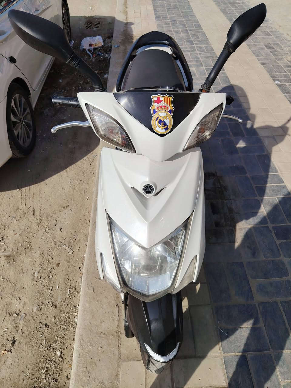 دراجه سكنس لد حديث كوري دراجه جديده ونضيفه ومامحتاجه برغي كامله من كلشي ومحرك بلادي كهربائيات كلهه شغاله دراجه متصرف عليه الف رايده مليون و١٠٠ وبيه مجال قليل تفاصيل واتساب *********** مكاني بغداد ناحيه الرشيد
