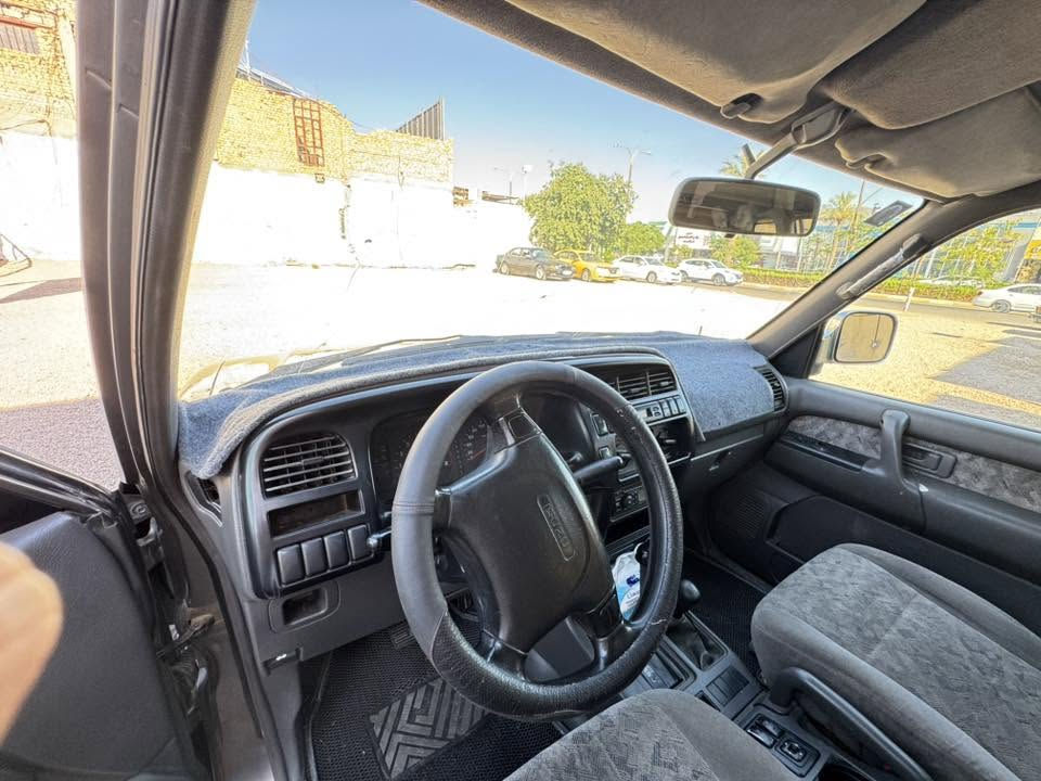 للبيع ايسوزو تروبر السعر 85$ بية مجال 
السيارة مكفولة من كير ومحرك 
رقم بغداد انكليزي تحويل ثاني يوم 
تبريد ثلاث قطع 
السيارة سبعة راكب 
كير اوتوماتيك 
للاستفسار الاتصال ***********  موجود بي واتساب
