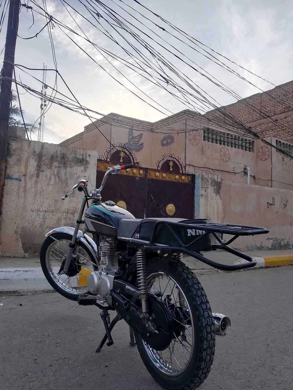 سلام عليكم دراجه نمه للبيع محرك 23 شاصي 18دراجه كلك سعر375 وبيهة مجال او مراوس***********
