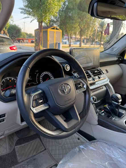 * لاندكروزر  vx لمتد 2024 رادار 
* ⁠سعد العبيدي (***********)
* ⁠السعر (81.000 $) مليون بغداد 
* ⁠الفئة:  LIMTED  /  VX تنفس طبيعي
* ⁠داخل جلد بيجي اصلي
* محرك 6 سلند (4000 cc) 
* ⁠العداد (7010 كم) رقم بغداد 
* ⁠رادار امامي - رادار خلفي 
* ⁠تحديد مسار قيادة ذاتية 
* ⁠رادار جانبي (نقطة عمياء)
* ⁠شاحن وايرليس داخل صاج 
* ⁠ابواب شفط هاندبريك بصمة لايت اوتو 
* ⁠بصمة تشغيل بصمات ابواب عدد (5).
* ⁠سماعات تويتر (JpL) شاشة دجتل
* ⁠شاشة كبيرة اصلية 
* ⁠شاشات خلفية اصلية عدد (2) 
* ⁠4 كامرات (360 درجة) اصلية 
* ⁠فتحة سقف (سلايت) سبايدر شمعة
* ⁠لايت ثلاث عدسات لد شباك 
* ⁠*كرسي السايق ميموري (ذاكرة)* 
* ⁠الكراسي الامامية كهرباء 
* ⁠كراسي الامامية تبريد تدفئة 
* ⁠كراسي (7) راكب الأخيرة كهرباء 
* ⁠مقاعد (7) راكب  فور ويل (4*4)
* ⁠ثلاجة وسطية جنطة كهرباء  
* ⁠داخل صاج تشغيل عن بعد
* ⁠علامة لاندكروز الضوئية بالابواب
* حساس امامي خلفي تشغل عن بعد 
* ⁠مري طي كهرباء مري جانبية نيكل 
* ⁠قبضات ابواب نيكب ترايش ابواب نيكل 
* السعر  (81.000 $) رقم بغداد 
* العنوان :- بغداد النهضة الشآرع الثآني  شركة ذرى الخليج سعد العبيدي 
* ⁠للاستفسار هـ(***********) بغداد
