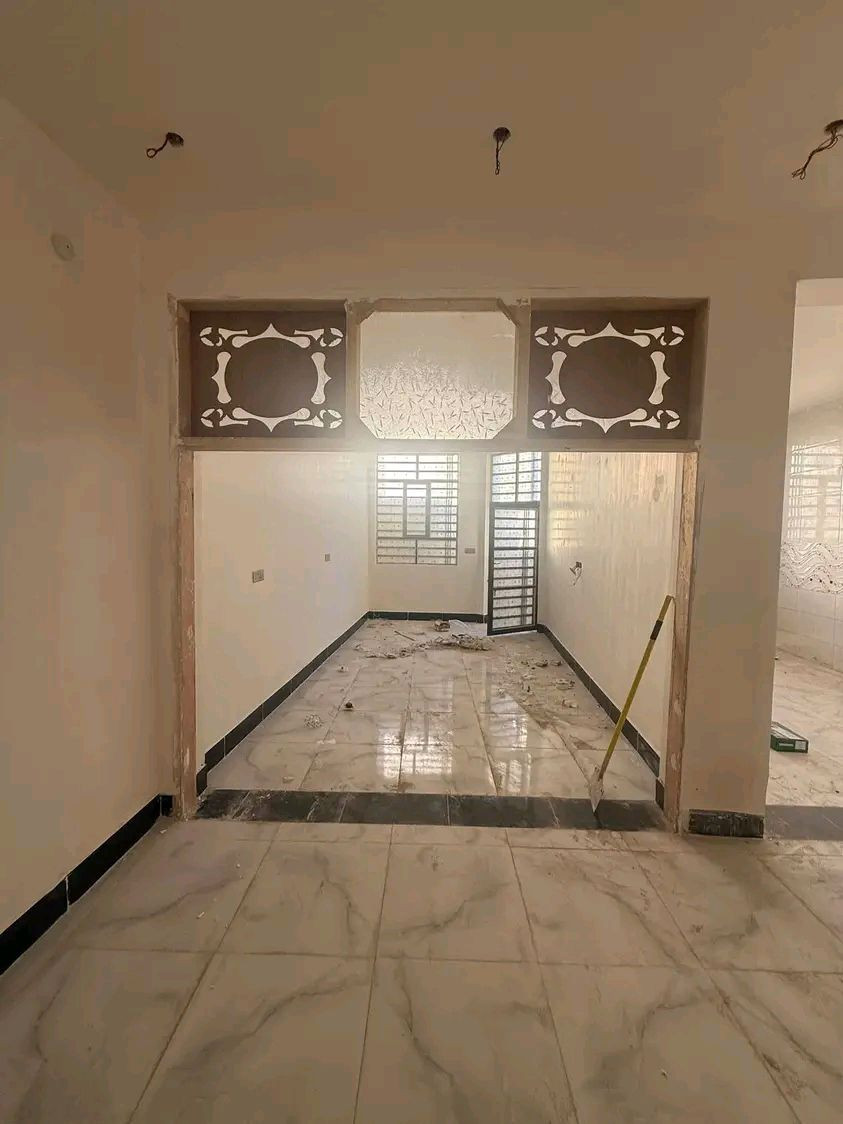 دار للبيع المساحه 120م طابو زراعي سند 25 الموقع حله وردية سيف سعد شارع المشجر سنتر الشارع مجاور ملعب بغداد البيت بناء جديد طابوق كونكريت ماء كهرباء كيبل ضوئي تاخذ البيت مباشر تسكن فقط الاثاث
السعر 58  مع  المجال 
للاستفسار


**إذا كنت صاحب هذا الإعلان وتريد حذفه لأي سبب، رجاءا أرسل رسالة إلى الدعم الفني**