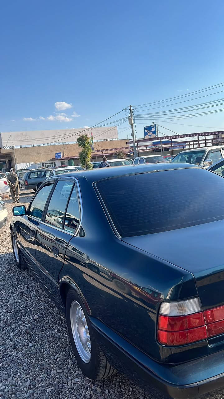 بي ام 525كبس كير توماتيك موديل 1992 بدون اي ضرر صبغ عام جماليه مكان السياره دهوك (***********)السعر60
