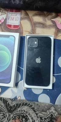 آيفون ١٢ عادي • ٢٥٦ • مقفول ايكلاود