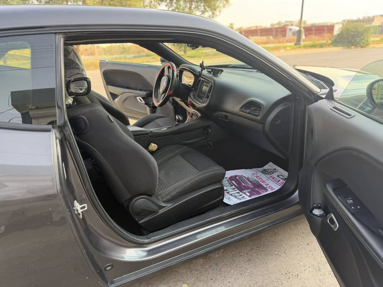 جالنجر موديل 16محرك 3600 لون رمادي رقم اربيل 3قطع سرقه بدون حادث بآسمي سنويه تنتهي 29
مكان السياره كركوك 
***********
السعر 145$
