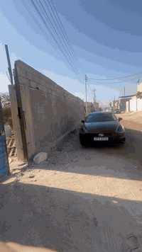 للبيع مزرعه 1000 بفيروزيه شارع موسى كاظم رقم ***********
