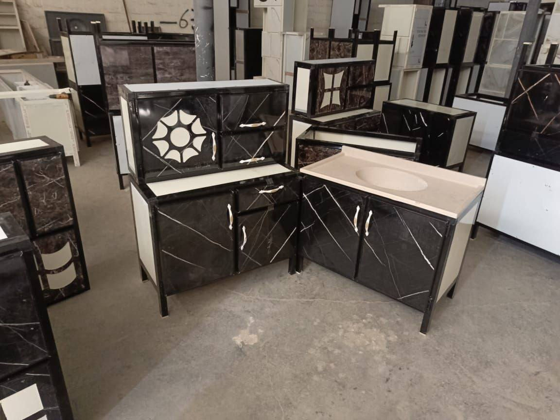 كاونتر متر ثلاث قطع السعر،  190الف. للحجز والاستفسار مراسله الصفحه او اتصل واتساب ***********
