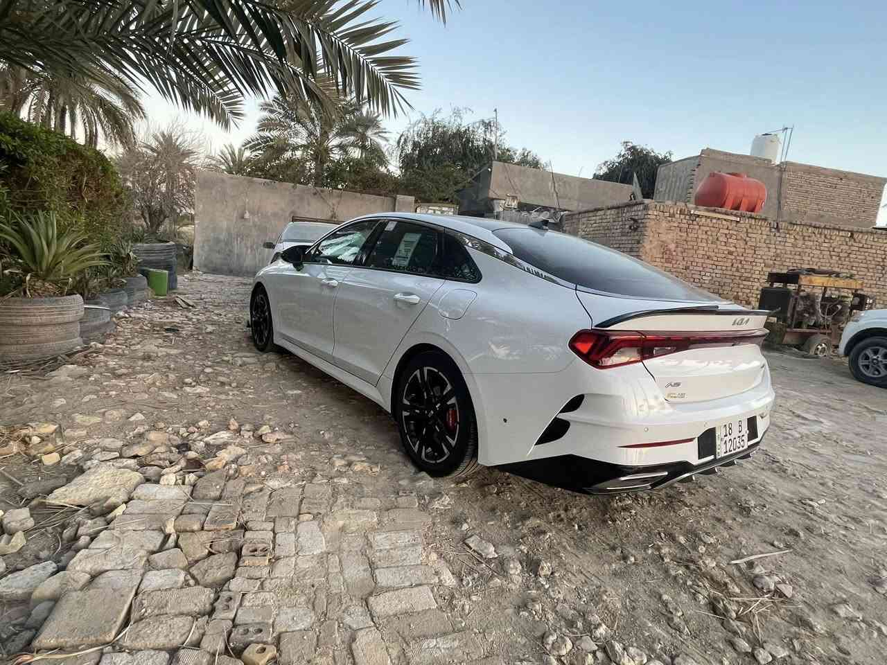 K5 جيتي لاين
للبيع موديل 21 رقم بإبل بسمي 
مكينه 1600تيربو ✈️
كير 8 نمر 
فول مواصفات لل اخير
155بيه مجال قليل 
مكانه حله قرب جسر بته 
***********
