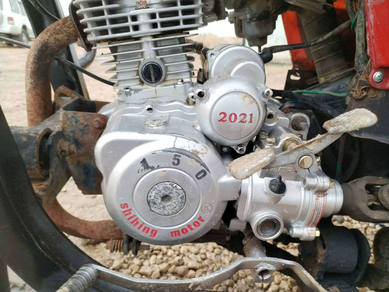 السلام عليكم ستوته للبيع موديل 17مكينه 22اوراق اصولي مكفوله كفاله عامه السعر مليون250  وبيها مجال العنوان بابل الشوملي الرقم ***********
